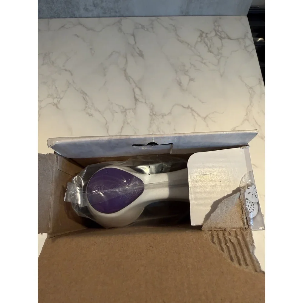 Wilton Simple Success Cookie Press White 12 Discs Spritz Cookies Baking Tool